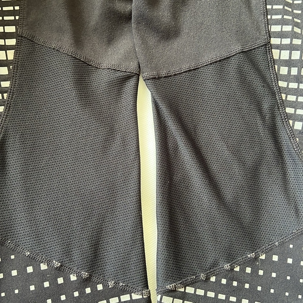 Athleta Reflective Be Free Tight Black Size SP Wicking Breathable - Picture 15 of 15
